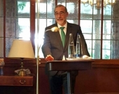 El Prof. Dr. Díaz y García Conlledo durante su alocución.