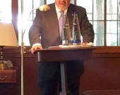 El Prof. Dr. Dr. h.c. mult. Luzón Peña durante su alocución