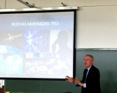 5-5-2016. Conferencia del Prof. Dr. González Cussac sobre "Terrorismo y criminalidad organizada como amenazas a la seguridad nacional"