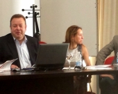 El Prof. Dr. Cortés Bechiarelli durante su ponencia