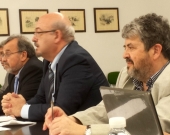 De izq. a dcha., los Profs. Dres. de Vicente Remesal, Luzón Peña, Peñaranda Ramos y Carbonell Mateu.