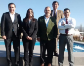 El Prof. Dr. Dr. h.c. mult. Luzón Peña acompañado de los fiscales Profs. Ernesto Vásquez, presidente de la Asociación (derecha), y Víctor Manuel Vidal (izquierda), la Dra. Ángela Moreno Bobadilla, Directora Dpto. Der. Público Univ. Central de Chile, y (arriba) el Prof. Dr. Jaime Náquira Riveros, Titular (catedrático) de D. Penal Univ. Católica de Chile. 16/08/2016.