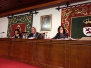 2. Facultad Derecho Univ. León. El tribunal juzgador, compuesto por los Profs. Dres. de Vicente Remesal (centro), Olaizola Nogales (izqda.) y Trapero Barreales (dcha.)