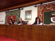3. Facultad Derecho Univ. León. El tribunal juzgador, compuesto por los Profs. Dres. de Vicente Remesal (centro), Olaizola Nogales (izqda.) y Trapero Barreales (dcha.)