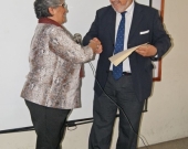 Entrega del Diploma de Honor al mérito en la Univ. San Carlos de Guatemala