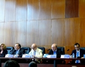 Imagen de la 3ª mesa: de izq. a dcha., los Profs. Dres. Corcoy Bidasolo, Luzón Peña, el Excmo. Sr. Maza Martín y los Profs. Dres. Paredes Castañón y Robles Planas.