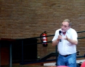 El Prof. Dr. Dr. h.c. mult. Gracia Martín interviene en el debate de la 3ª mesa del I Congreso.