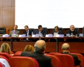 Imagen de la 5ª mesa: de izq. a dcha, los Profs. Dres. Hortal Ibarra, Foffani, Lombana Villalba (moderador), Mir Puig y Gracia Martín.