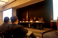 Imágenes de la tercera mesa, compuesta, de izq. a dcha., por los Profs. Dres. Rodríguez Kennedy, Greco, Vallejo Jiménez (moderadora), de Vicente Remesal y el Prof. Uribe Barrera.