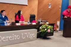 2025-6-27-7-InesOlaiz-ProfHonorariaOrense-Der-UnivVigo-laudat-VirxRguezVazq