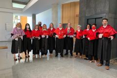 22-7-1-1-MigDiazProf.Honorar-UnivVigo-escuela-DLuz-antesActo-2