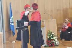 22-7-1-25-MigDiazProf.HonorarUnivVigo-decanoFac-MDiaz-2