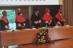 22-7-1-53-MigDiazProf.HonorarUnivVigo-GraduacEstudiants-2