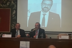 18-12-17 JornHonor DL UniLeon 24 interv DLuz moder Mig