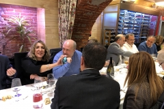 18-12-18 cena León 26 en Ezequiel.
