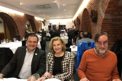 18-12-18 cena León 37 en Ezequiel. Alf Estévez_ Teresa_ Fdo Muñ-Campos