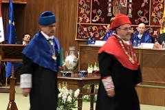 18-12-18 investid DL UniLeón 33b DL va a atril lectio doct.jpeg