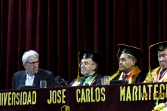 11-10-2016. De izq. a dcha., los Profs. Dres. Dres. h.c. de Vicente Remesal, Luzón Peña, el Excmo. Sr. Rector y el Prof. Dr. Ayar Chaparro