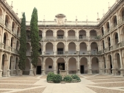 Patio del Colegio de San Ildefonso, sede del Rectorado de la Universidad de Alcalá.