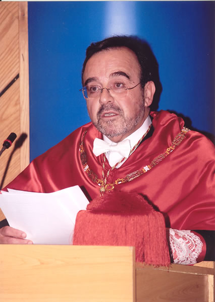 75. Investidura del Prof. Luzón como Prof. Honorario de la Facultad de Derecho de Orense, Univ. Vigo, 20 enero 2006. Discurso del Prof. Honorario.
