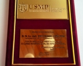 2016-10 1 Placa reconoc a DL XI Curso Internac Univ. San Martin de Porres