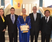 2016-10-13. El Prof. Dr. Dr. h.c. mult. Luzón Peña en la compañía de los Profs. Dres. Manuel Aráuz, María Asunción Moreno Sánchez, el Director General de la Academia de la Magistratura (Sr. Lechuga) y los Profs. Dres. de Vicente y Palomino