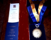 2016-10-13 UIGarcilVega Dr.h.c 13 programa medalla DLP