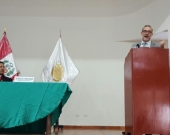 21-07-2016. El Prof. Dr. Dr. h.c. mult. Díaz y García Conlledo durante su conferencia en la sede de la Fiscalía de Lima Sur, acompañado por el Dr. Omar Tello Rosales, Presidente de la Junta de Fiscales Superiores. Auditorio de la Corte Suprema de Justicia de la República del Perú.