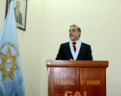 31-08-2016. El Prof. Dr. Dr. h.c. mult. Díaz y García Conlledo durante su conferencia su nombramiento como Miembro Honorífico del Colegio de Abogados de Lima.