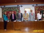 108. Univ. de León, Fac. de Derecho. 23 julio 2008. Concurso a plaza de Prof. Contratado Doctor, adjudicada a la Prof. Dra. Isabel Durán Seco. El tribunal y la nueva Prof. Contratada Doctora.