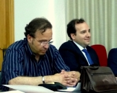 A la izq., el Prof. Dr. Boldova Pasamar, acompañado a la dcha. por D. Enrique Luzón Campos.
