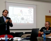 El Prof. Dr. Portilla Contreras durante su ponencia, junto al Prof. Dr. Dr. h. c. mult. Gracia Martín.