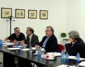 De izq. a dcha., los Profs. Dres. Gracia Martín (ponente), Díaz y García Conlledo (moderador), Luzón Peña y de Vicente Remesal.