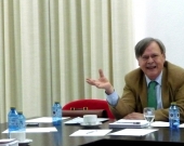 El Prof. Dr. Jorge Barreiro debate sobre la ponencia del Prof. Dr. Dr. h. c. mult. Gracia Martín.