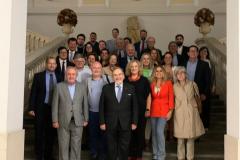 24oSeminInteruniv-Alc-163-22-9-23-clausura-asistentes-EscaleraImperial-FacDer
